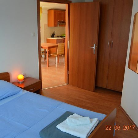 Apartments And Rooms By The Sea Jakisnica, Pag - 4160 Lun  Luaran gambar