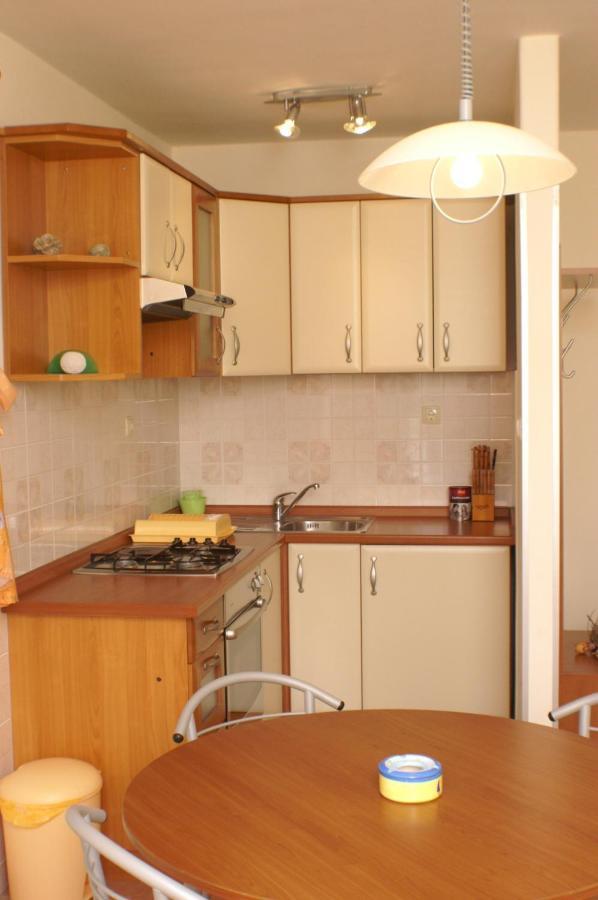 Apartments And Rooms By The Sea Jakisnica, Pag - 4160 Lun  Luaran gambar