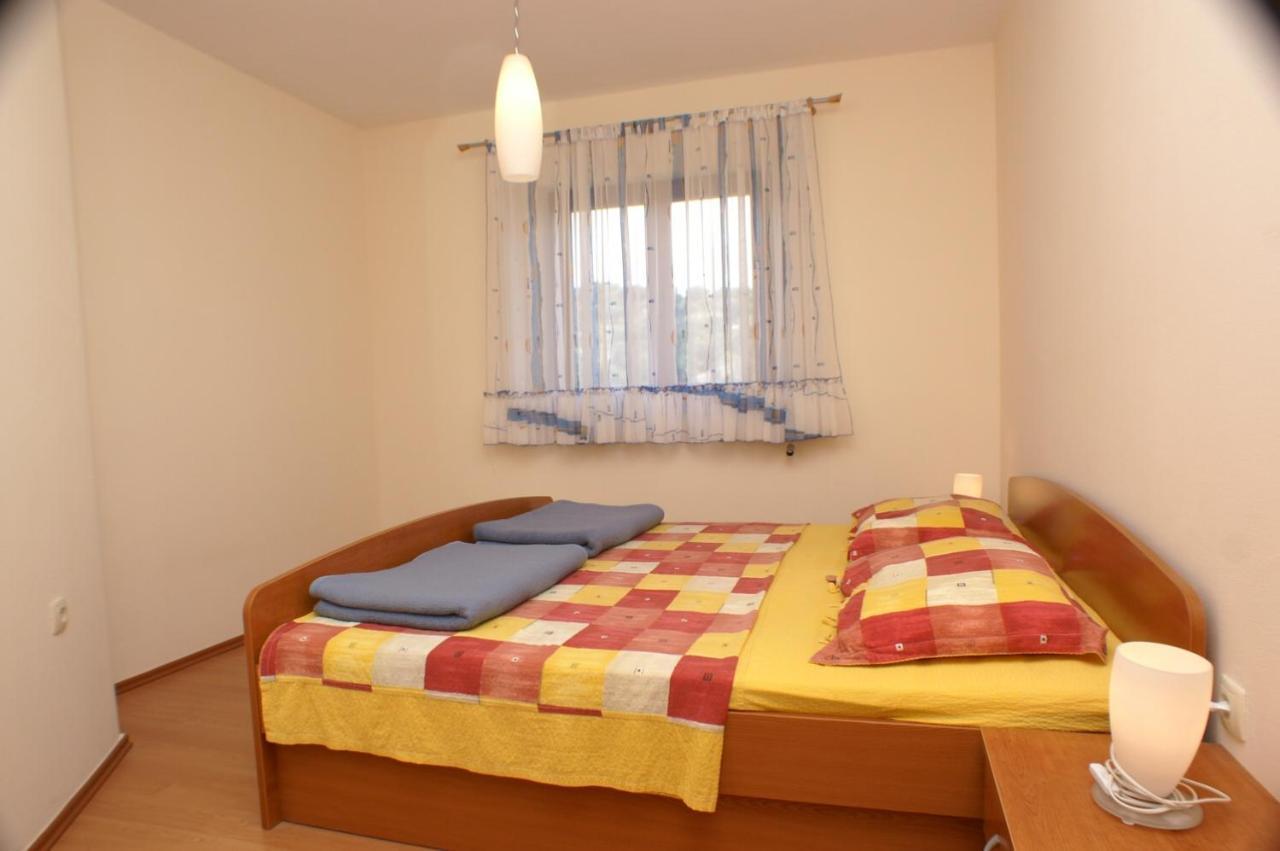 Apartments And Rooms By The Sea Jakisnica, Pag - 4160 Lun  Luaran gambar